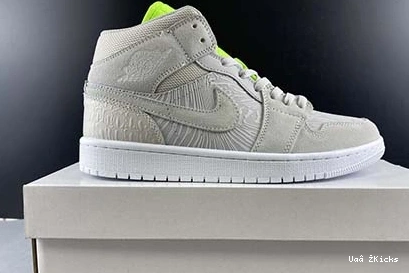 238 1 5670 Jordan Mid CV3018- Air Affordable 0709